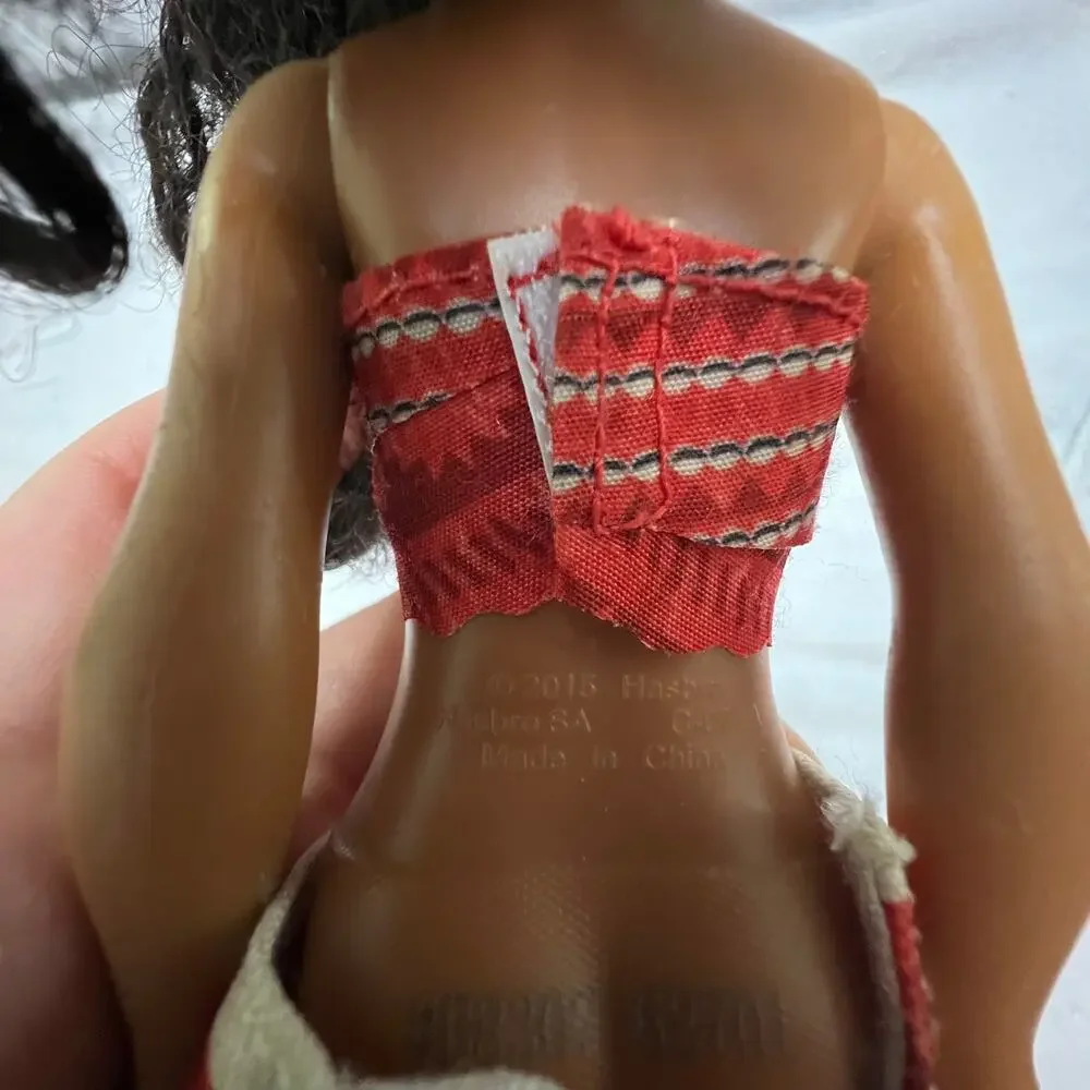 2015 Hasbro Moana Doll – 10” Tall, Good Condition, Messy‎ Hair